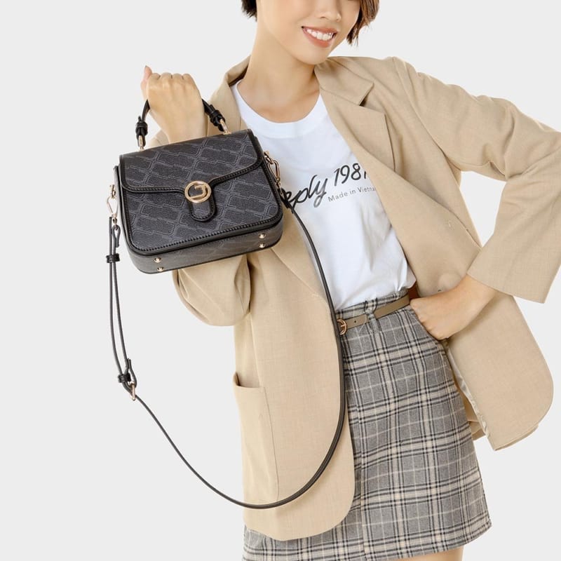 Túi xách nhỏ nắp gập họa tiết monogram - Hình ảnh 2