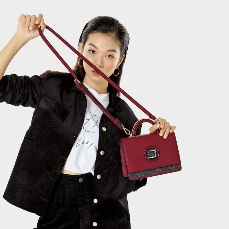 Túi xách nhỏ vuông góc họa tiết monogram - Hình ảnh 4